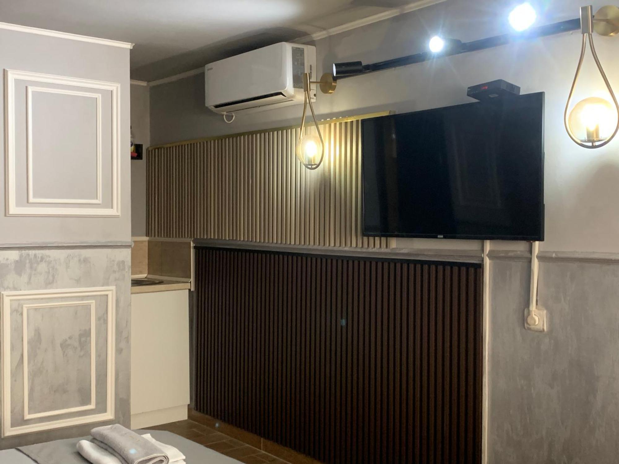 Apartman Daca พอดโกริกา ภายนอก รูปภาพ